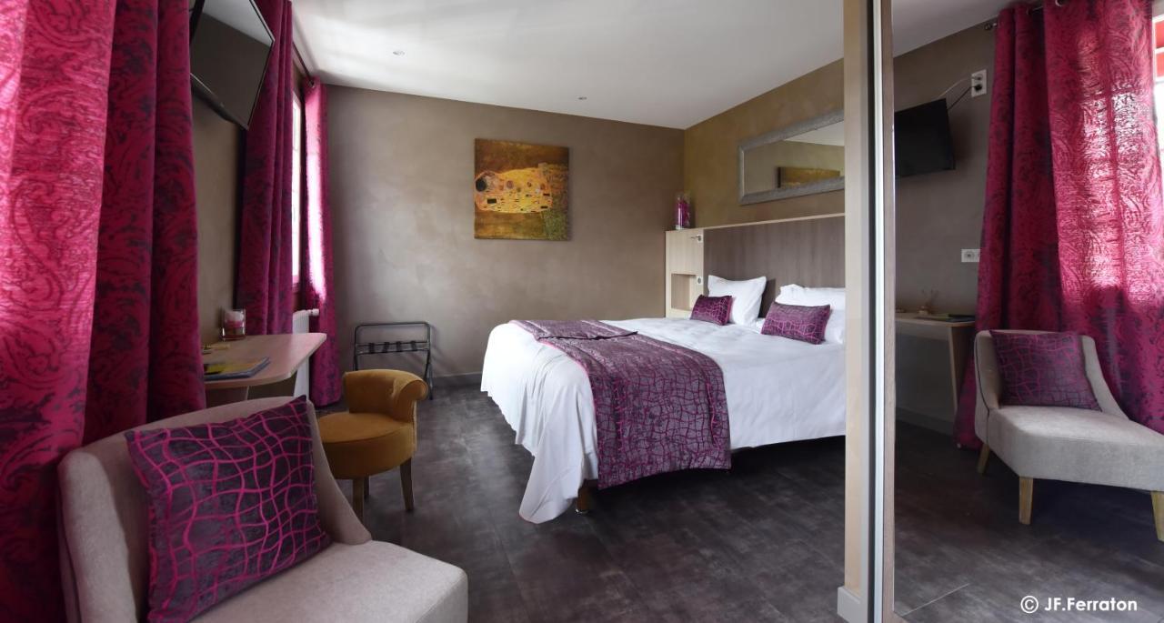 Logis Hotel Beau Site Loubaresse  Exterior foto